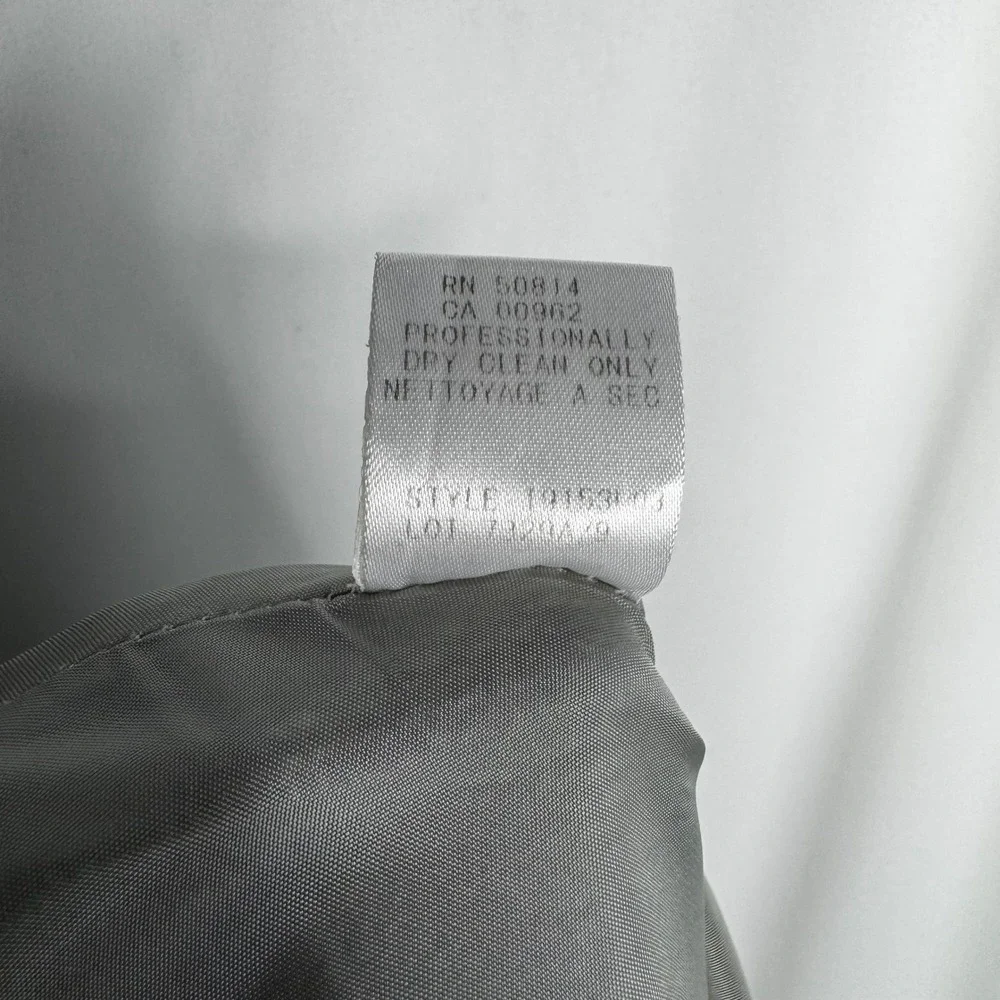 Tahari Grey Wool Blend Maxi Skirt Zipper Closure Size 14P Holiday Winter Classic